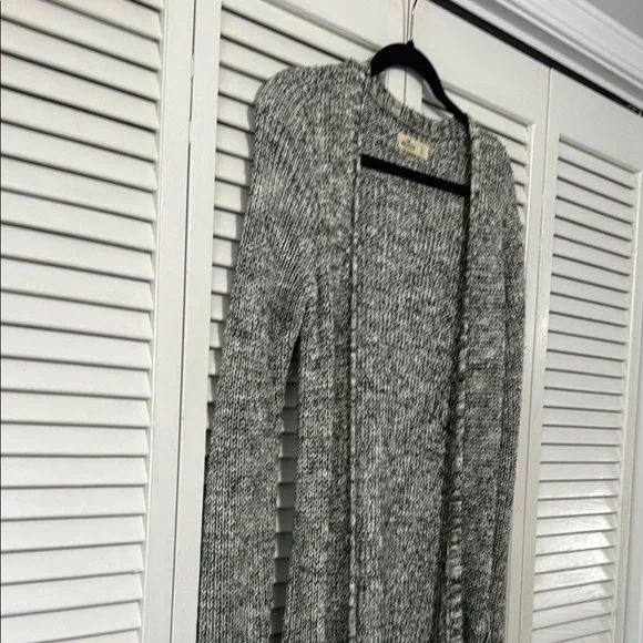 Cardigan - Picture 3 of 6